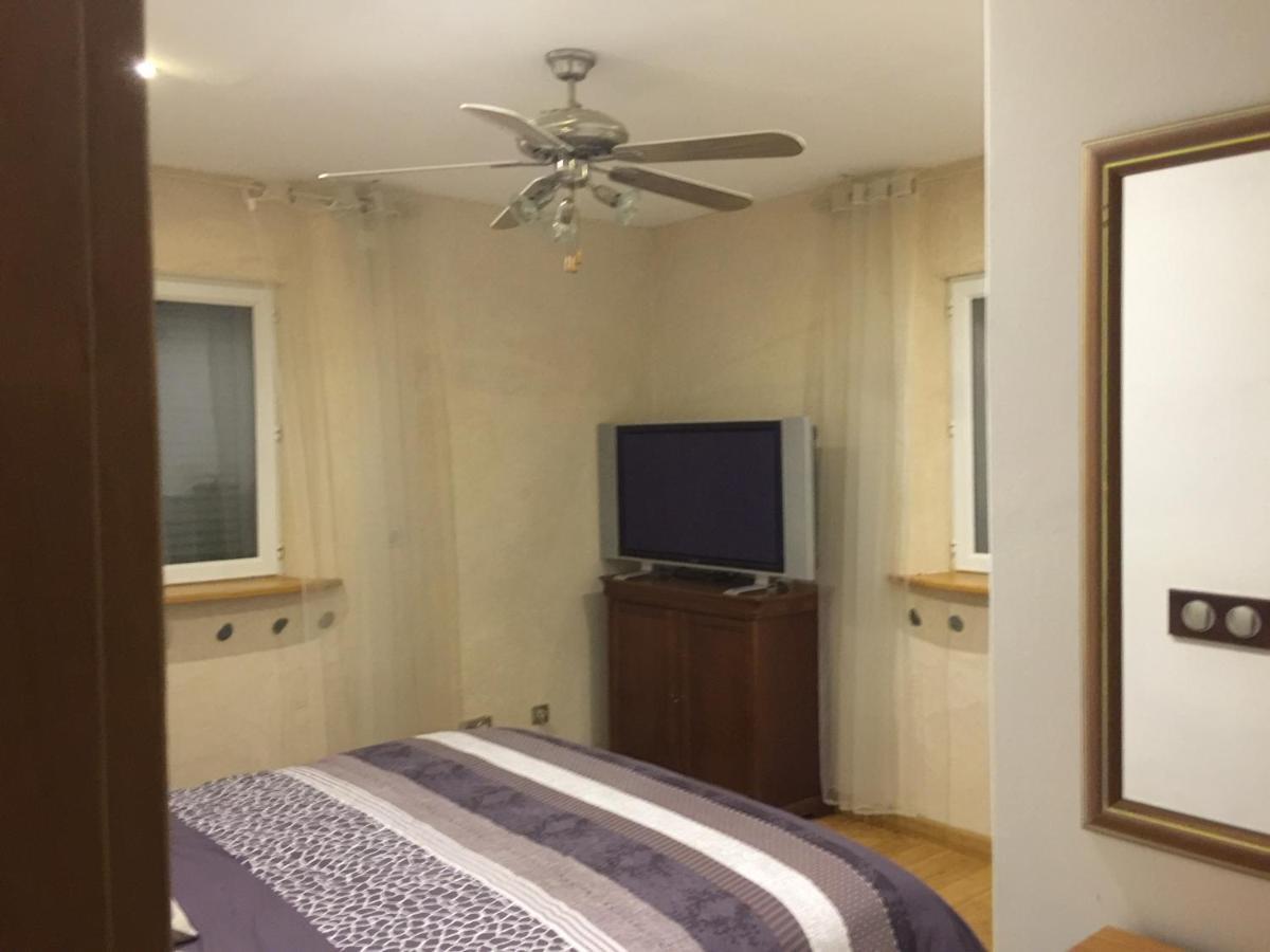 La Decouverte, Jacuzzi, Sauna, Et Terrasse Avec Vue Sur Lac A La Campagne Entre Toulouse Et Auch Catonvielle 외부 사진