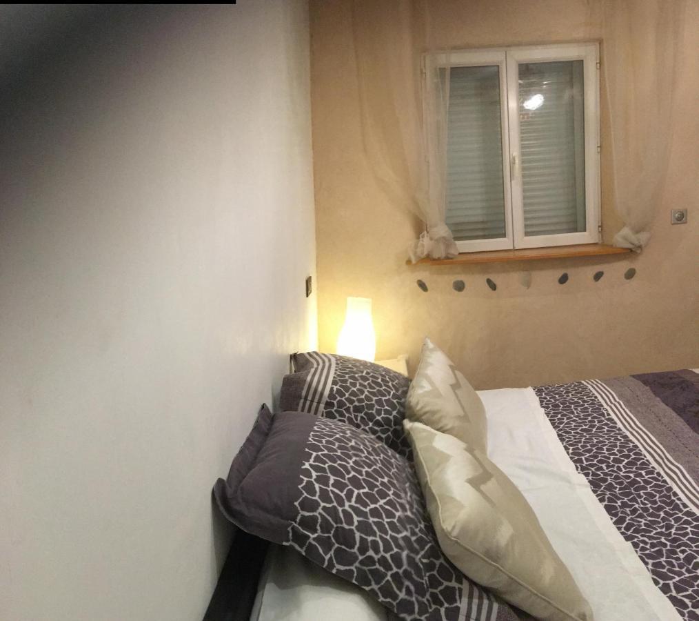 La Decouverte, Jacuzzi, Sauna, Et Terrasse Avec Vue Sur Lac A La Campagne Entre Toulouse Et Auch Catonvielle 외부 사진